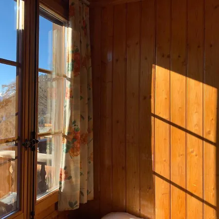 Les Touristes מלון וורבייה