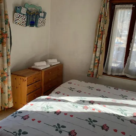 מלון Les Touristes