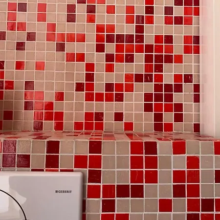 Les Touristes מלון 2*